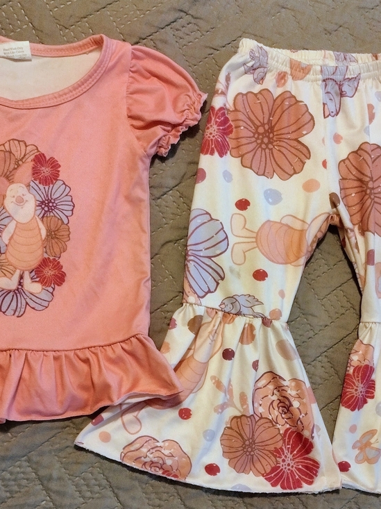 Other - Girls Winnie The Pooh (Piglet) Floral Character Matching Set With Bell Bottoms